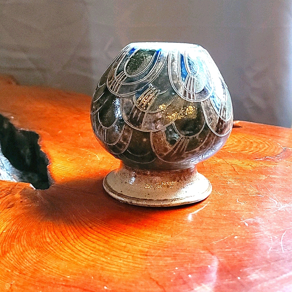 Artisan Made, Hand Thrown Pottery Jug Vase - Picture 3 of 4